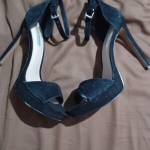 Steve Madden Black Suede Heels